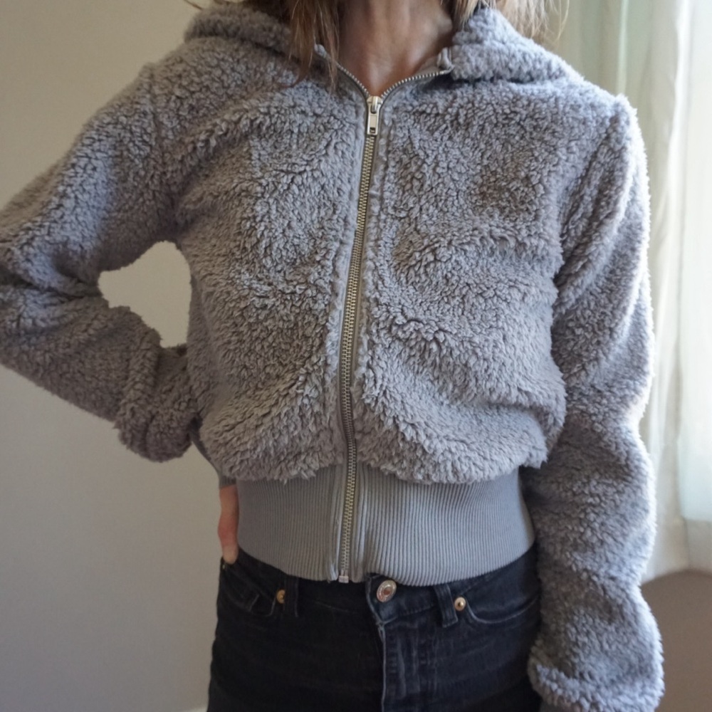 H&M cropped teddy zip up hoodie